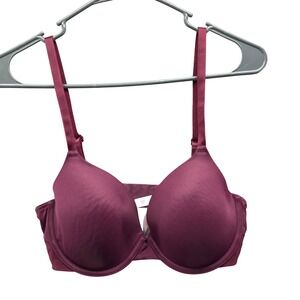 Victoria Secret PINK Wear Everywhere T-Shirt Bra Womens 36C Purple Lightly Lined